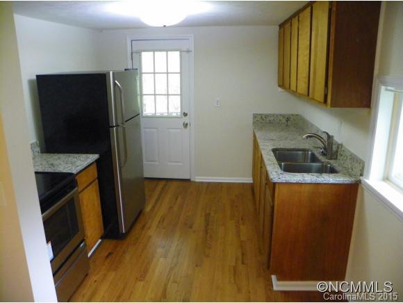 111 Hall St. - Photo 10