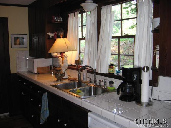 4 HEMPHILL ROAD - Photo 10