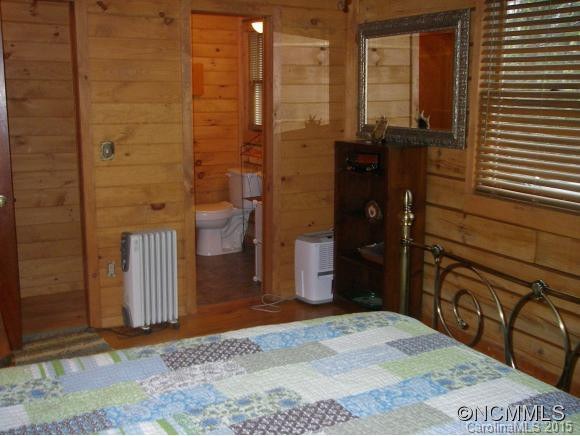 242 HEMLOCK LOOP - Photo 18
