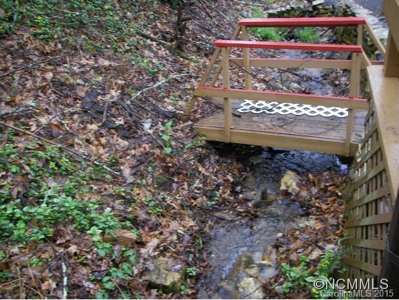 242 HEMLOCK LOOP - Photo 5