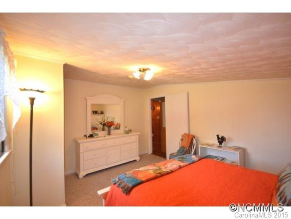 511 Walker Road - Photo 14