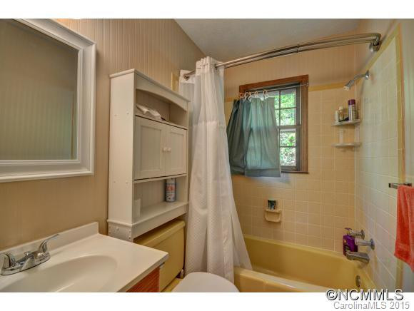 1795 Dogwood DR - Photo 14
