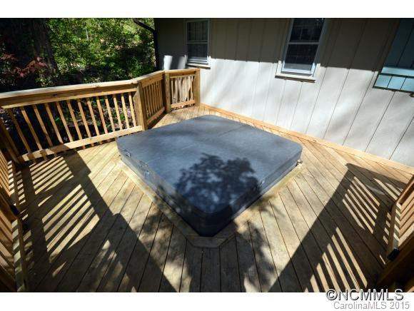 1795 Dogwood DR - Photo 4