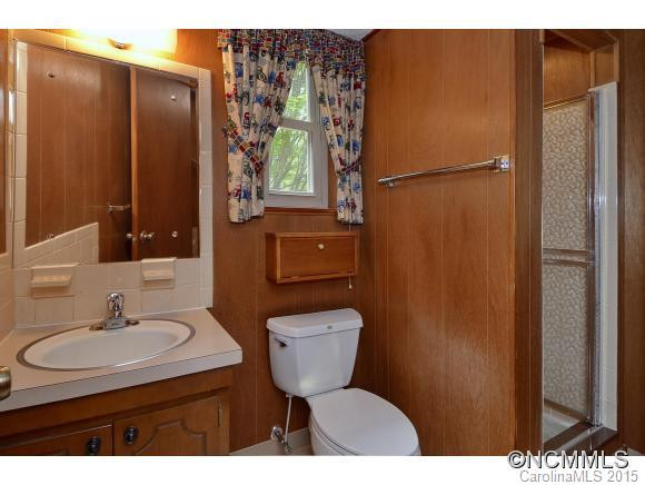 122 SIR GALAHAD DRIVE - Photo 14