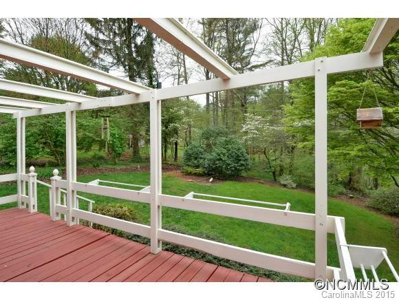 122 SIR GALAHAD DRIVE - Photo 17