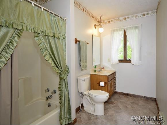 235 HENDRIX STREET - Photo 9