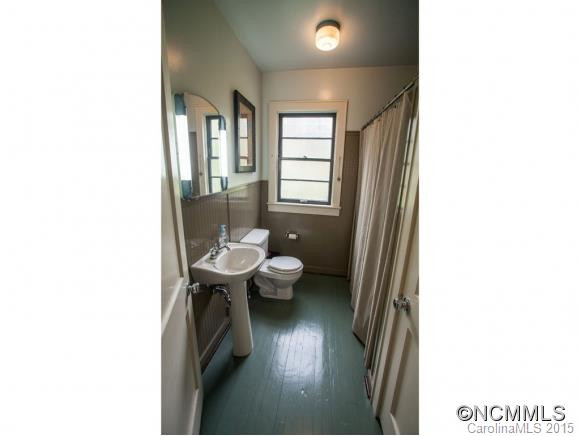 2102 WALNUT CREEK RD - Photo 12
