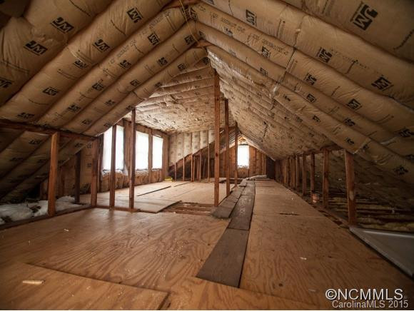 2102 WALNUT CREEK RD - Photo 15