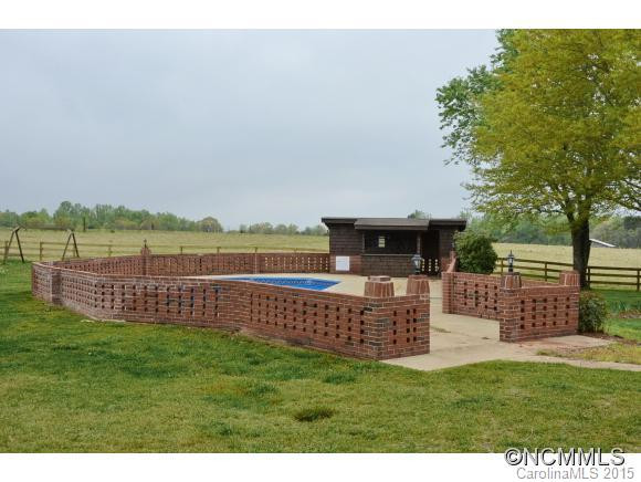 4786 Chesnee Road - Photo 4