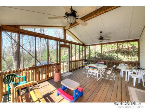 14 Oak Knoll Drive - Photo 11