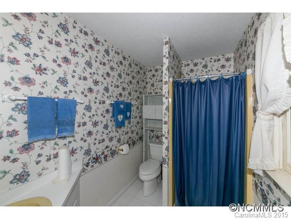 14 Oak Knoll Drive - Photo 16