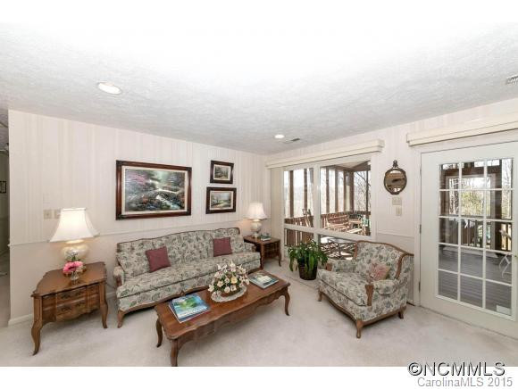 14 Oak Knoll Drive - Photo 7
