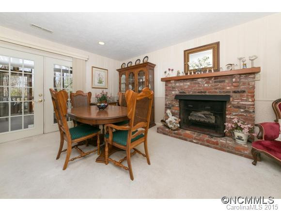 14 Oak Knoll Drive - Photo 8