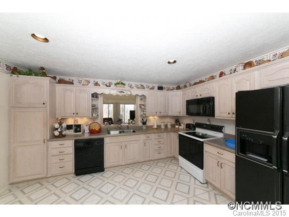 14 Oak Knoll Drive - Photo 9