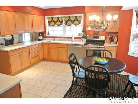 311 Derby Lane - Photo 3