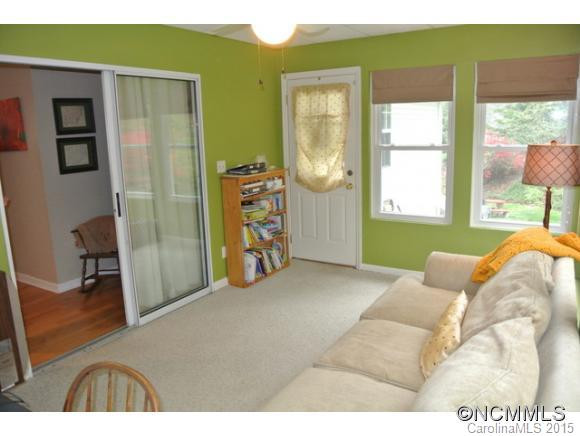 311 Derby Lane - Photo 10