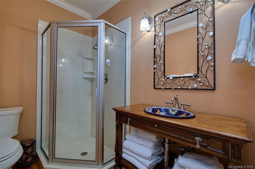 138 East Moytoy - Photo 14