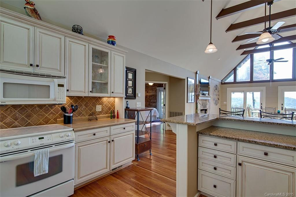 138 East Moytoy - Photo 6