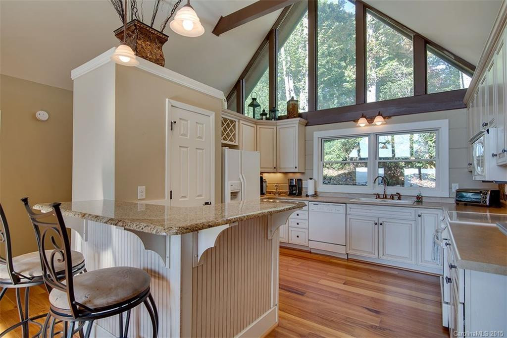 138 East Moytoy - Photo 7