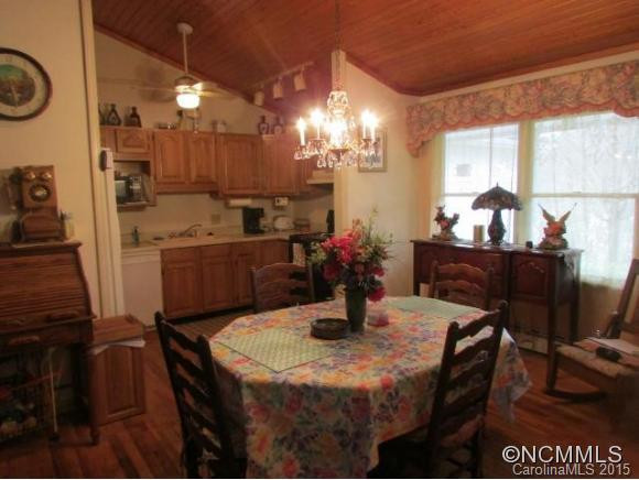 201 Hummingbird Lane - Photo 11