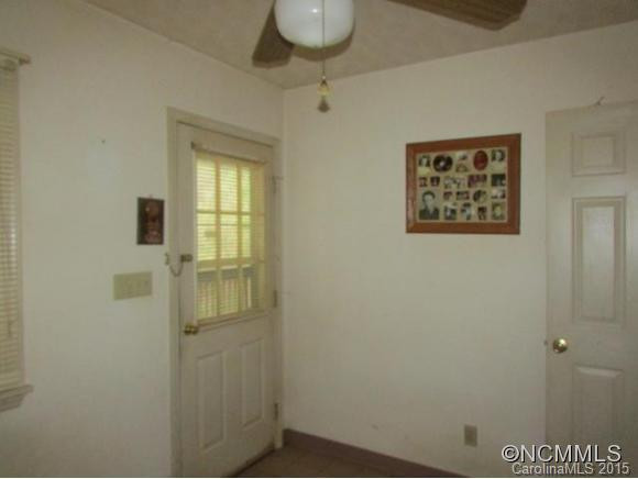201 Hummingbird Lane - Photo 16