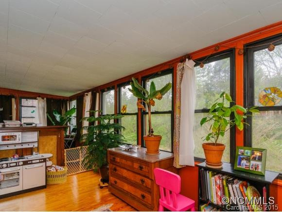 286 Cumberland Ave - Photo 13