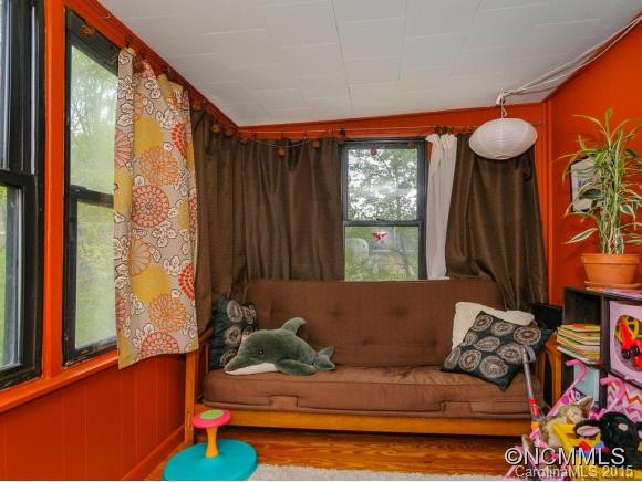 286 Cumberland Ave - Photo 14