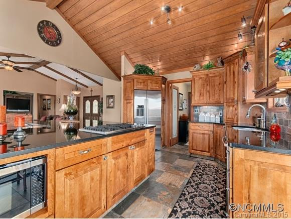 11 BANNERWOOD DRIVE - Photo 10