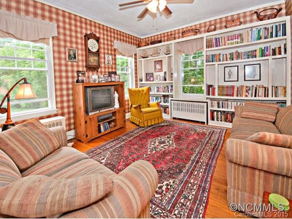 122 ACADEMY ST - Photo 11