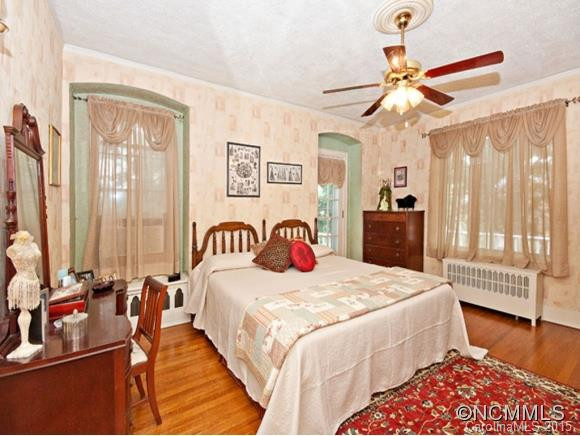 122 ACADEMY ST - Photo 17