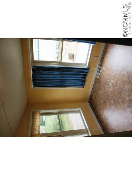 47 Robinson Street - Photo 5