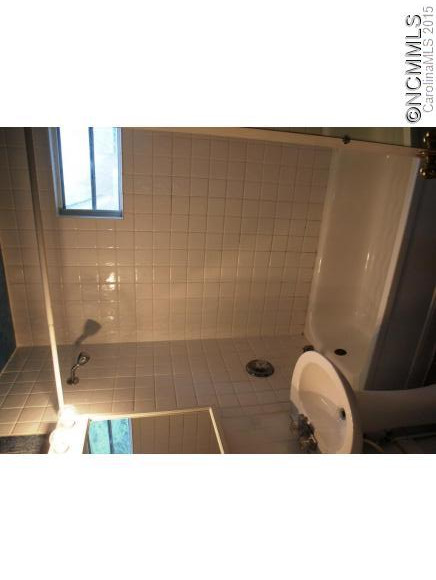 47 Robinson Street - Photo 10