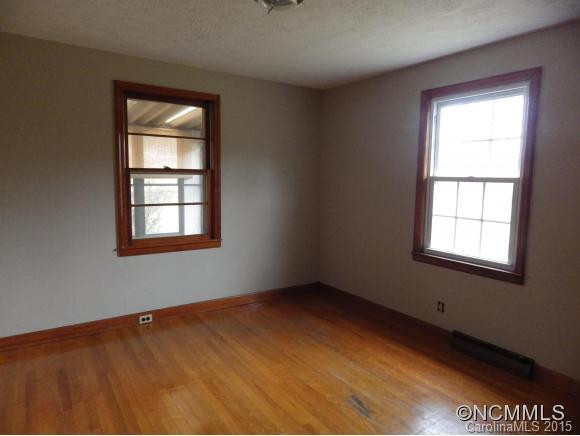 266 Avery Creek Road - Photo 5