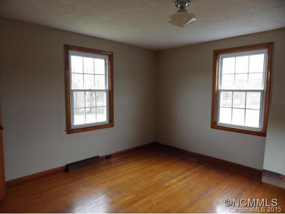 266 Avery Creek Road - Photo 6