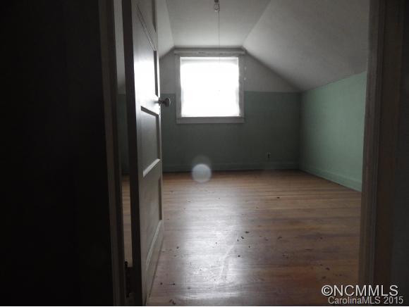 266 Avery Creek Road - Photo 8