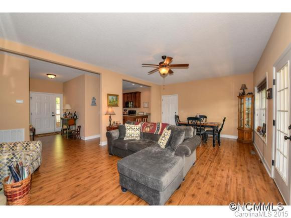 202 Inverness Drive - Photo 8