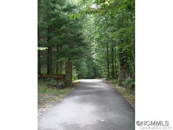 140 Laurel Ridge