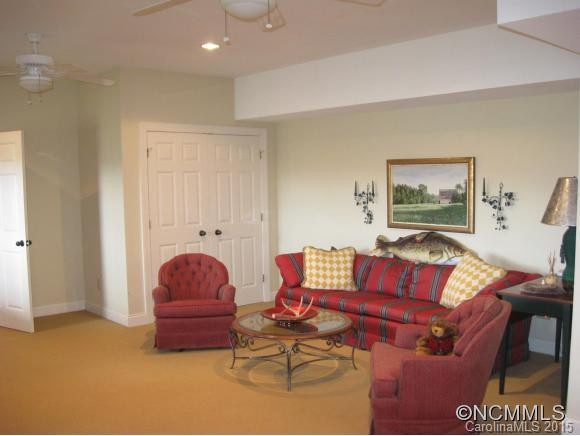 117 Running Fox Road - Photo 22
