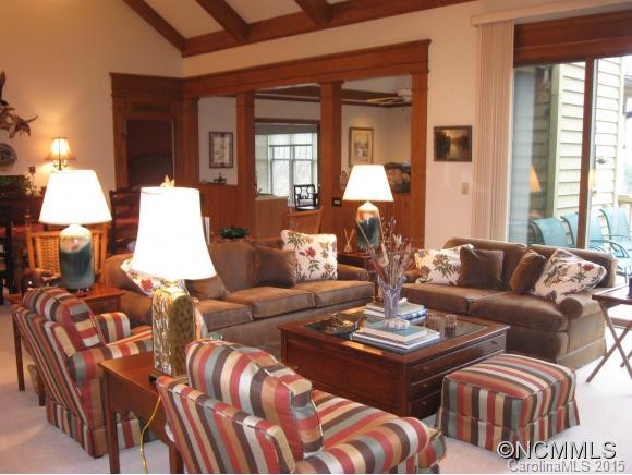 117 Running Fox Road - Photo 4
