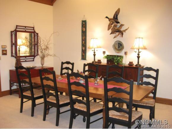 117 Running Fox Road - Photo 5