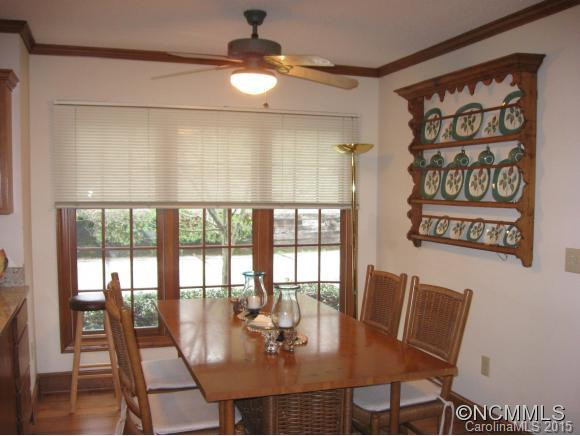 117 Running Fox Road - Photo 10
