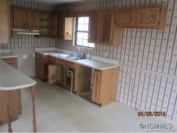 4660 Maple Creek Rd - Photo 4