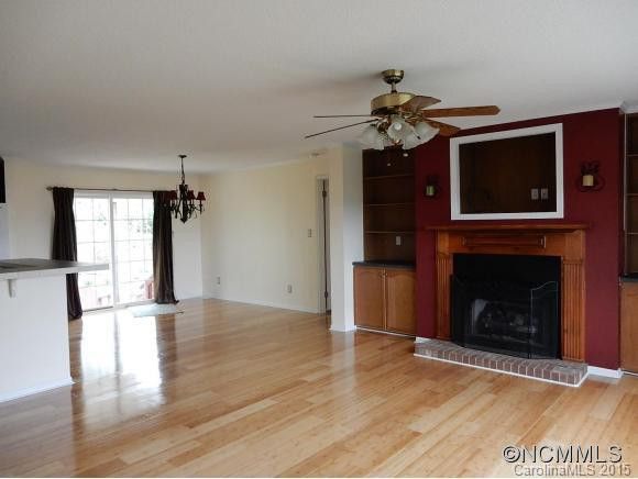 324 Windy Ridge Drive - Photo 2