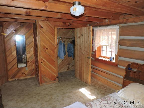 321 A&w Lane - Photo 4