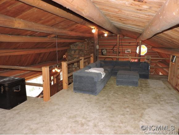 321 A&w Lane - Photo 8
