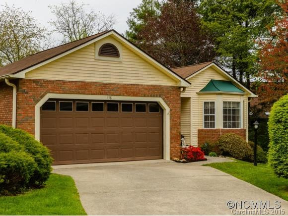 138 Exeter Court - Photo 2