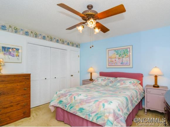 138 Exeter Court - Photo 14