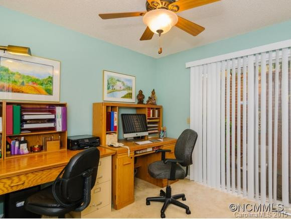 138 Exeter Court - Photo 16