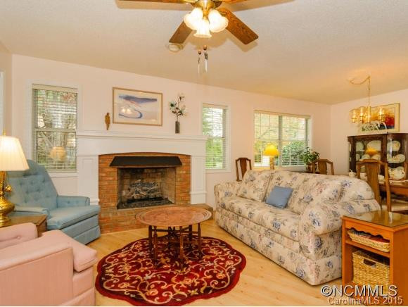 138 Exeter Court - Photo 5