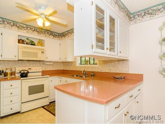 138 Exeter Court - Photo 8